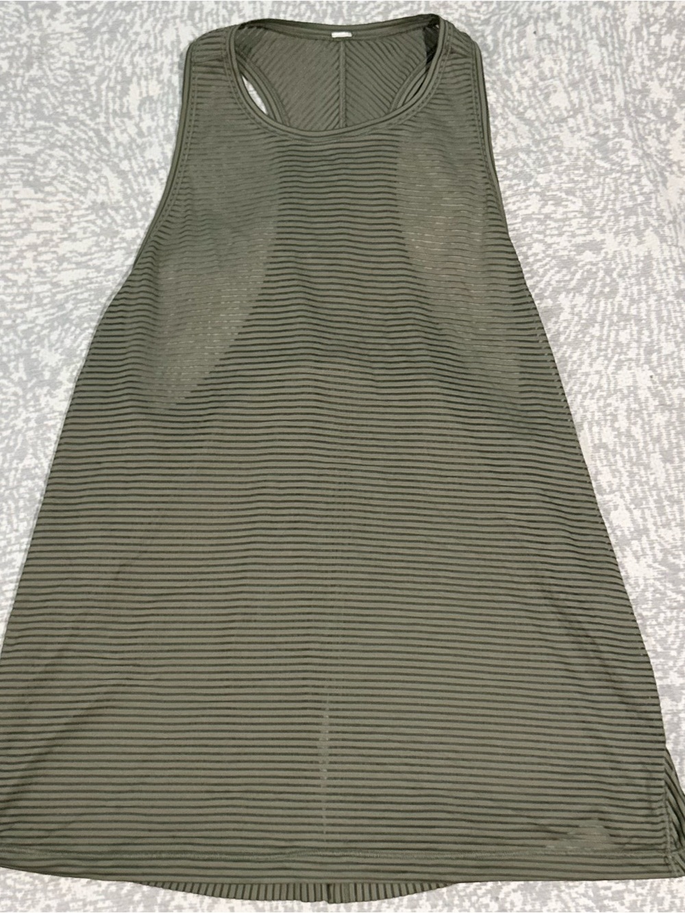 Lululemon /// Women’s Miles Ahead Tank Top - Striped Sage - Size 6 - Picture 8 of 9